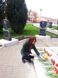 возложили цветы и венки к памятным местам воинской славы - фото - 13