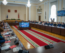 губернатор Алексей Островский принял участие в работе заседания Общественной палаты Смоленской области - фото - 2