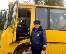 сотрудники отделения Госавтоинспекции МО МВД России «Починковский» провели проверку безопасности школьных автобусов - фото - 6