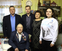поздравление ветеранов Великой Отечественной войны с Новым 2024 годом - фото - 7