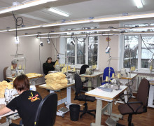 открыто новое производство по пошиву детской одежды в п. Монастырщина - фото - 9