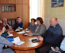 в Администрации Монастырщинского района прошло еженедельное рабочее совещание - фото - 5
