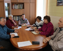 в Администрации Монастырщинского района прошло еженедельное рабочее совещание - фото - 2