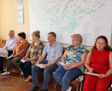 в Администрации Монастырщинского района прошло еженедельное рабочее совещание - фото - 5