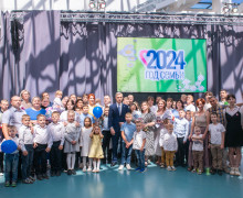 в День семьи, любви и верности в Смоленске прошло награждение многодетных матерей - фото - 8