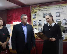 торжественное вручение книги памяти - 5 торжественное вручение книги памяти - фото - 5